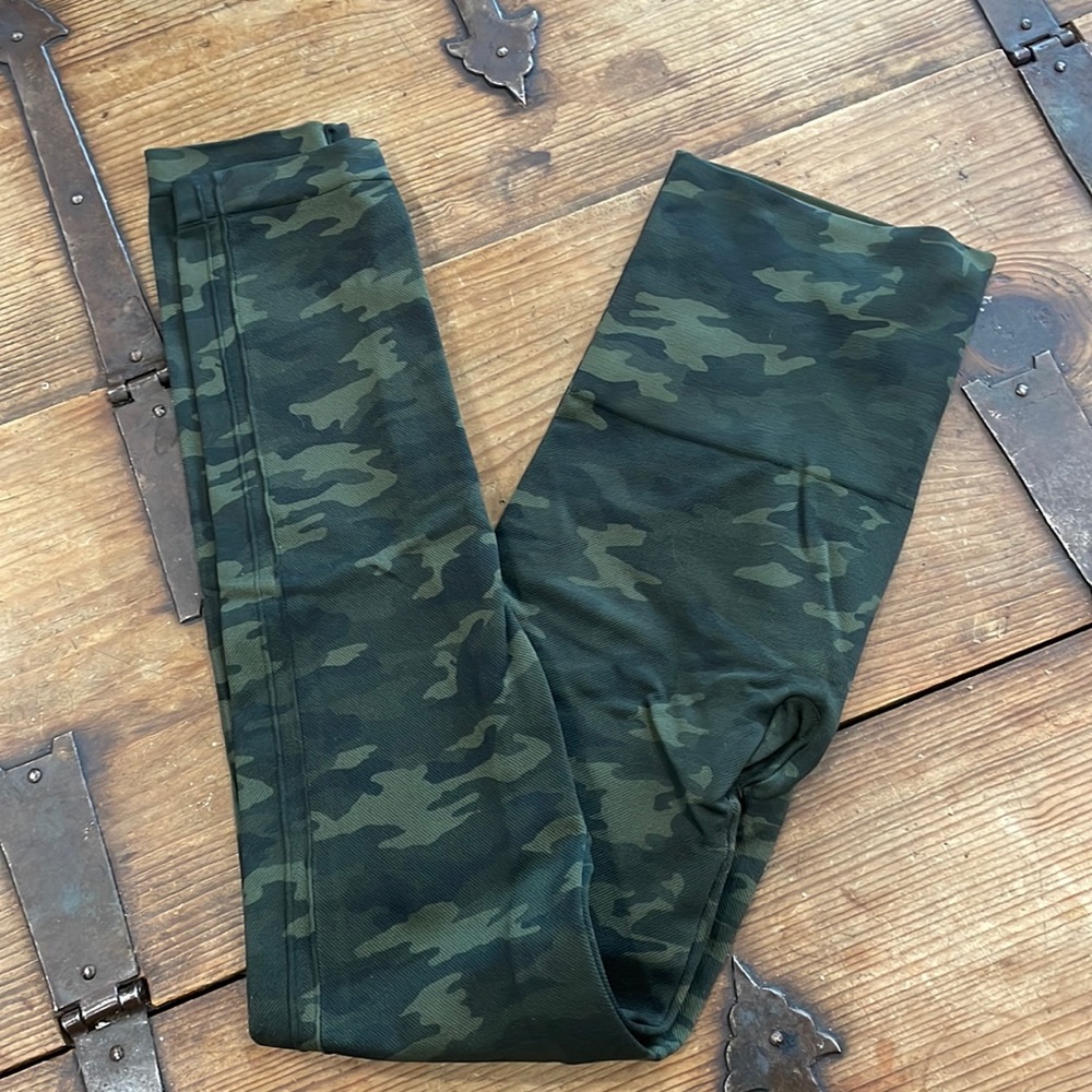 Spanx camo legging